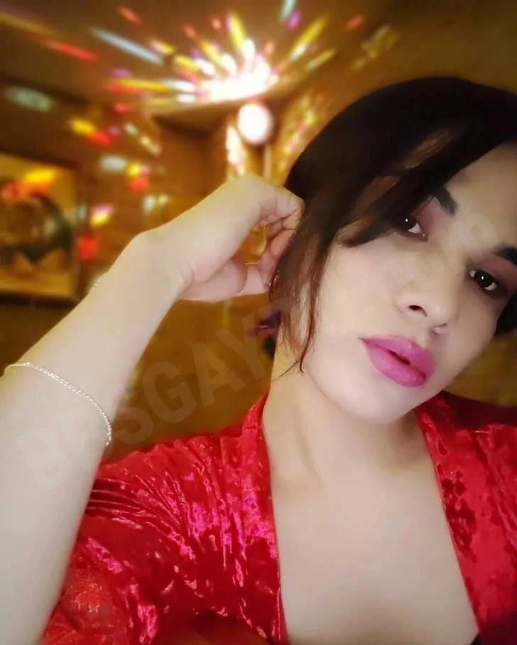 Гей-знакомства Екатеринбург: Liya 24 лет (актив) 3