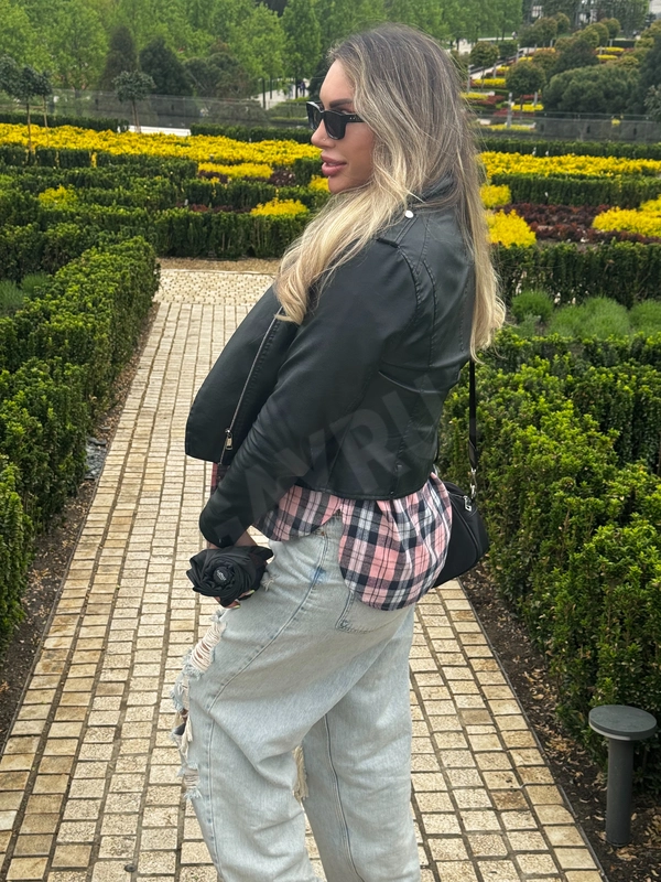 Eva264711135